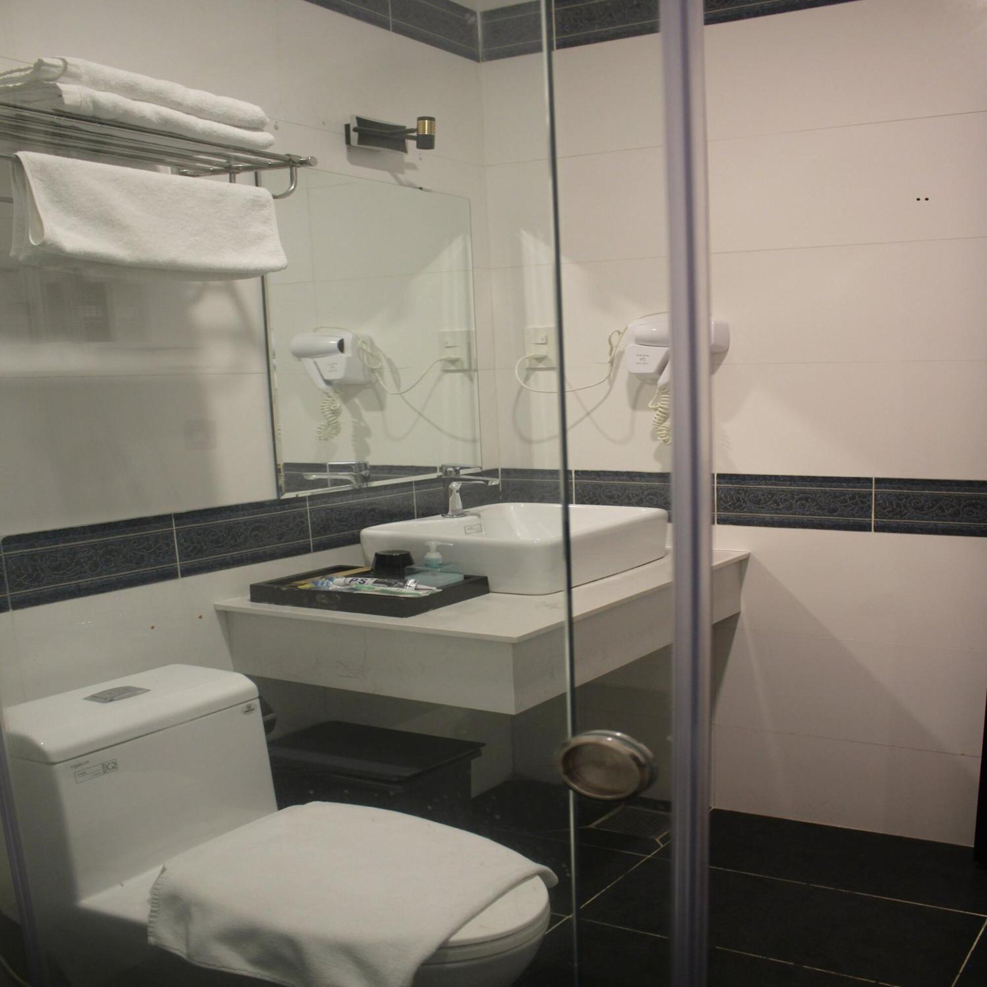 Bros Hotel Хошимін Екстер'єр фото